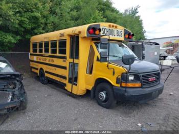  Salvage General Motors Savana Cutaway