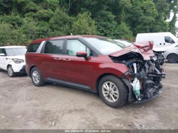  Salvage Kia Carnival