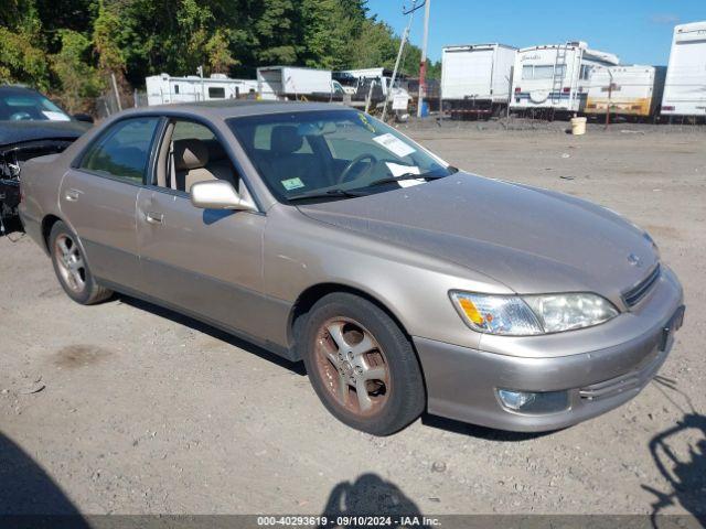  Salvage Lexus Es