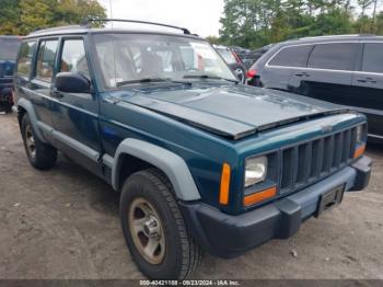  Salvage Jeep Cherokee