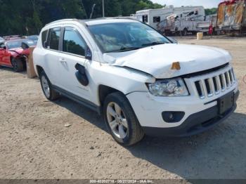  Salvage Jeep Compass