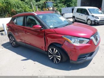  Salvage Nissan Kicks