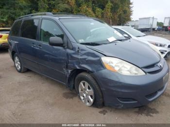  Salvage Toyota Sienna