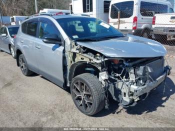  Salvage Toyota RAV4