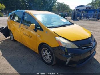  Salvage Toyota Prius v