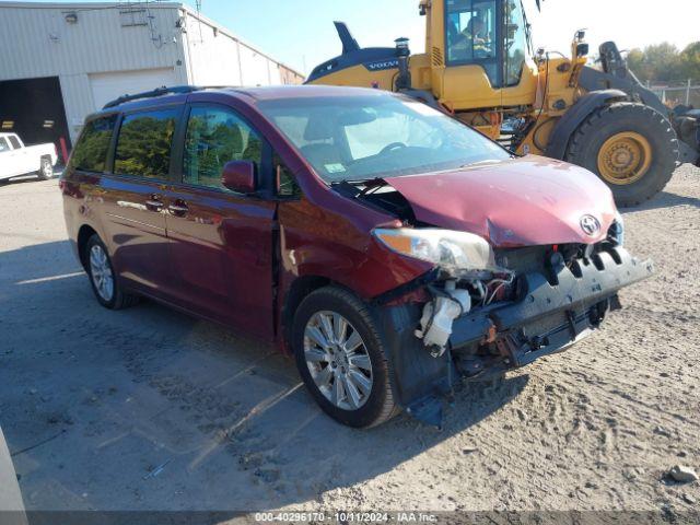  Salvage Toyota Sienna