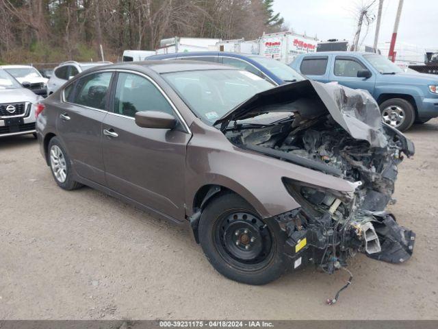  Salvage Nissan Altima