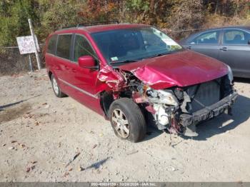  Salvage Chrysler Town & Country