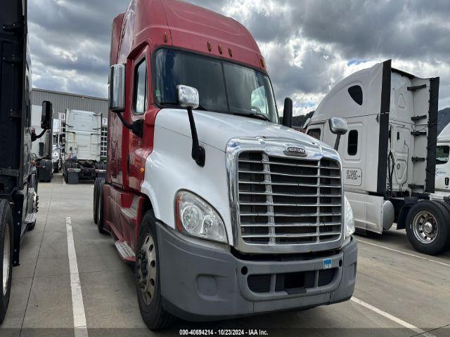  Salvage Freightliner Cascadia 125