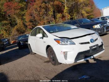  Salvage Toyota Prius