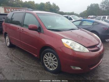  Salvage Toyota Sienna