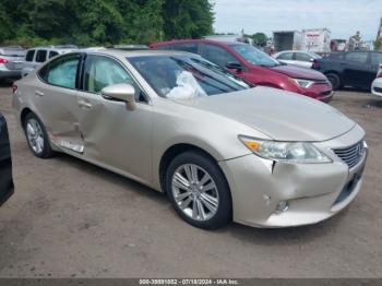  Salvage Lexus Es