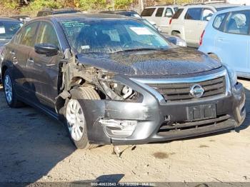  Salvage Nissan Altima