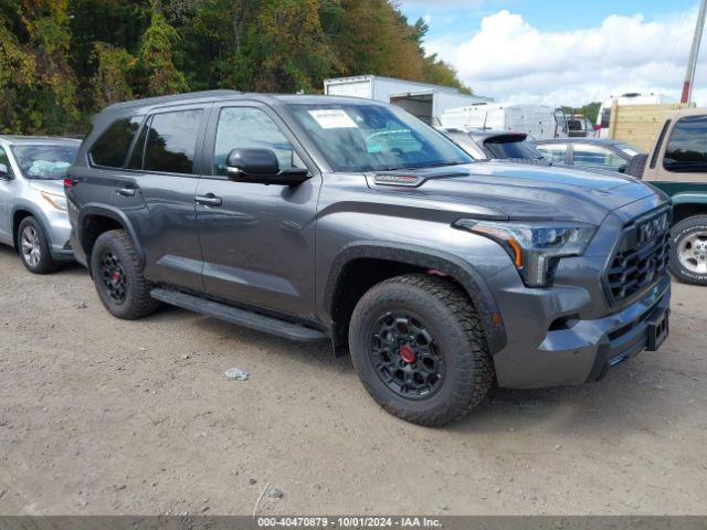  Salvage Toyota Sequoia