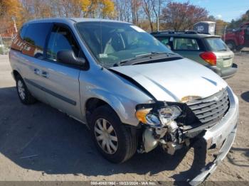  Salvage Chrysler Town & Country