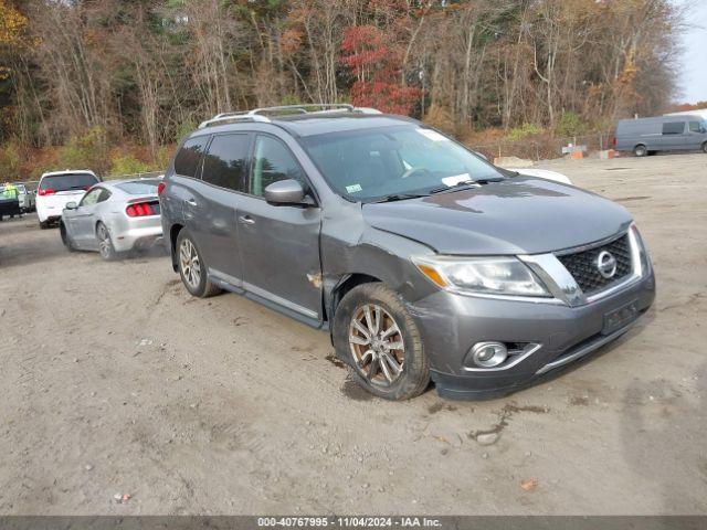  Salvage Nissan Pathfinder