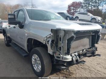  Salvage Chevrolet Silverado 2500