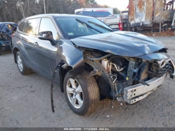  Salvage Toyota Highlander