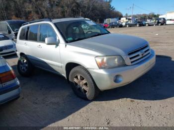  Salvage Toyota Highlander