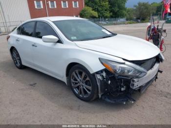  Salvage Nissan Altima