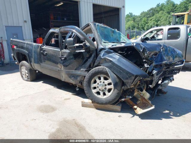  Salvage Chevrolet 3500