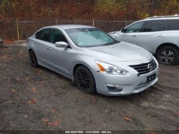  Salvage Nissan Altima