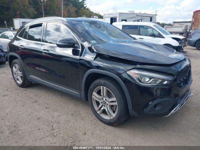  Salvage Mercedes-Benz GLA