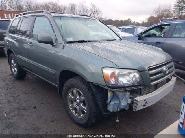  Salvage Toyota Highlander