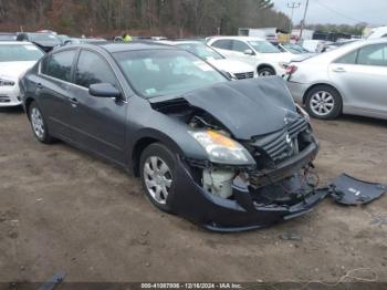  Salvage Nissan Altima