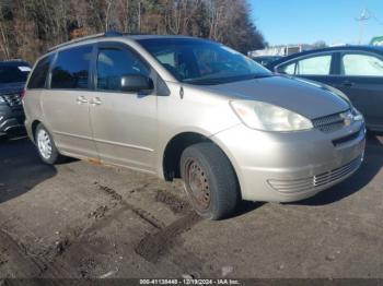  Salvage Toyota Sienna