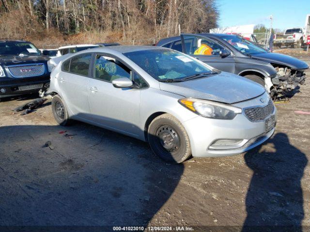  Salvage Kia Forte