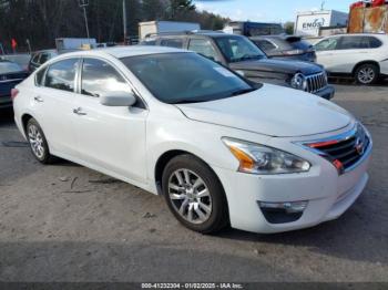  Salvage Nissan Altima