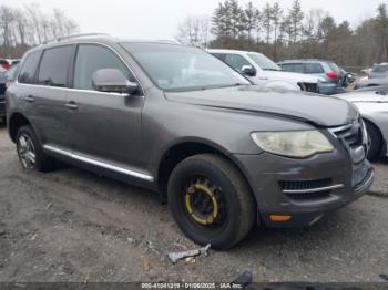  Salvage Volkswagen Touareg