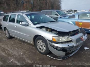  Salvage Volvo V70