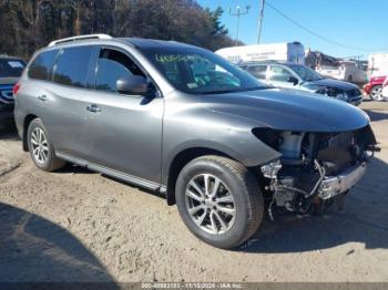  Salvage Nissan Pathfinder