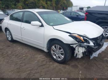  Salvage Nissan Altima