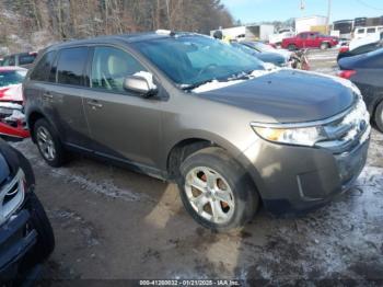  Salvage Ford Edge