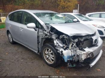  Salvage Toyota Prius v