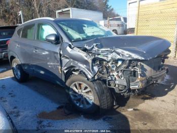  Salvage Hyundai TUCSON