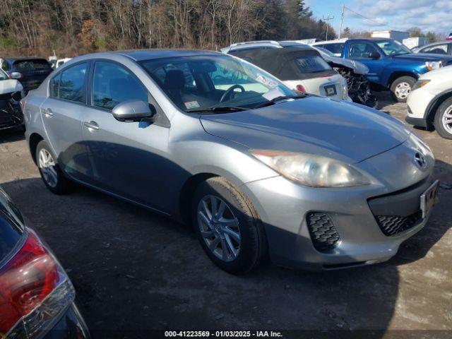  Salvage Mazda Mazda3