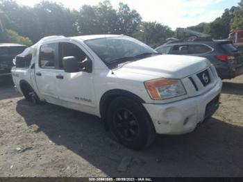  Salvage Nissan Titan