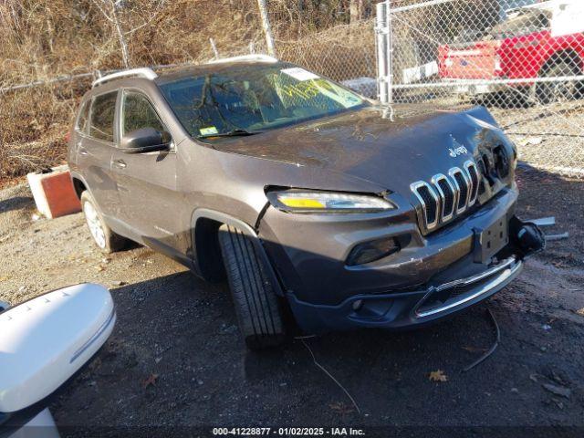  Salvage Jeep Cherokee