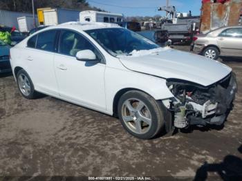  Salvage Volvo S60