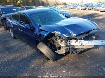  Salvage Nissan Altima