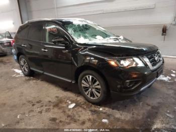  Salvage Nissan Pathfinder