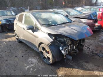  Salvage Ford Fiesta