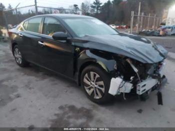  Salvage Nissan Altima