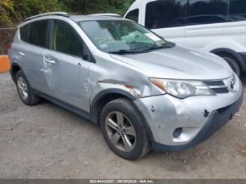  Salvage Toyota RAV4