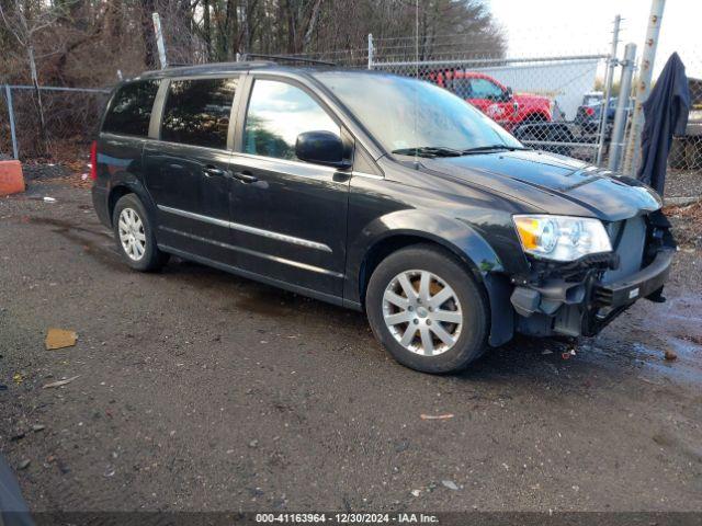  Salvage Chrysler Town & Country