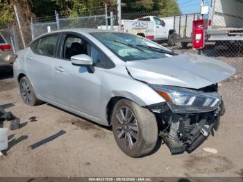  Salvage Nissan Versa